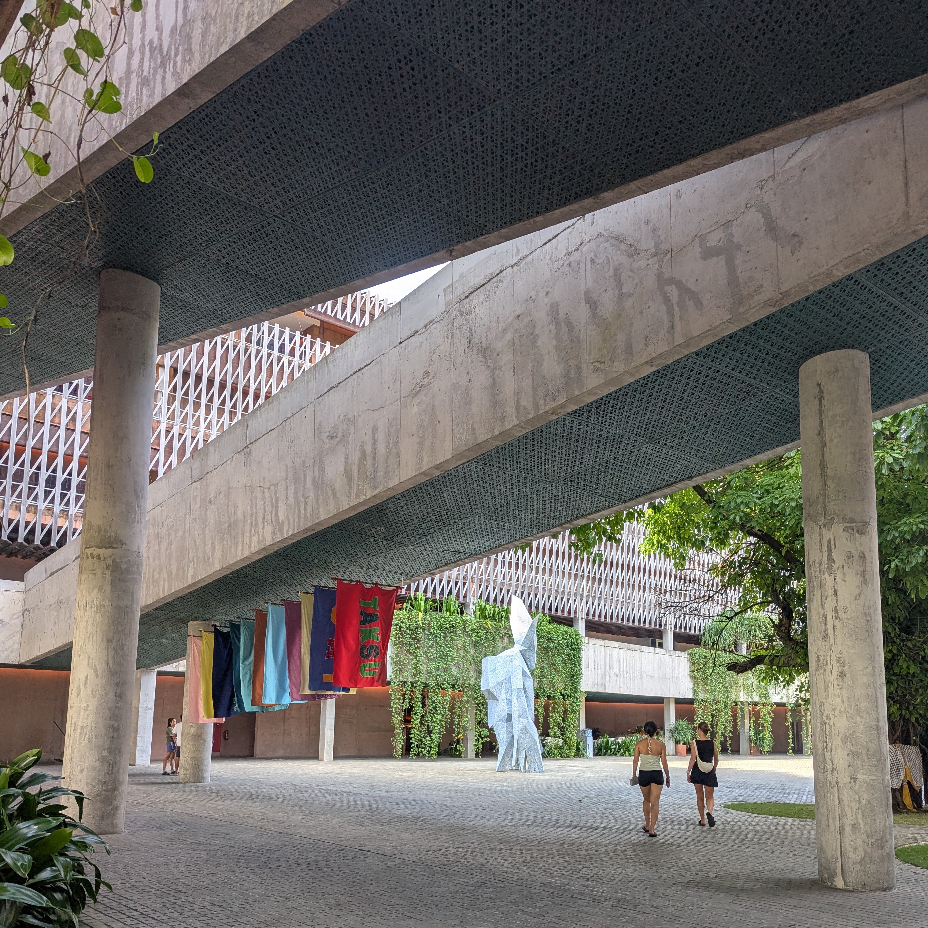 Picture of a brutalist building.